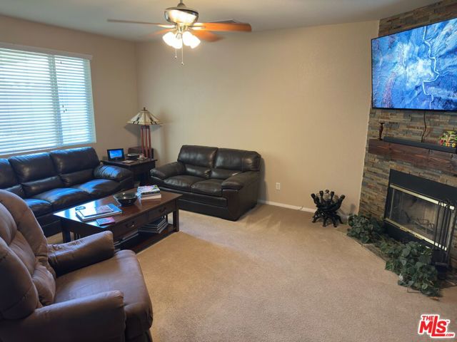 6234 W Avenue J11, Lancaster CA: https://media.crmls.org/mediaz/0d11ec0e-fd7b-4600-bece-29b637949537.jpg