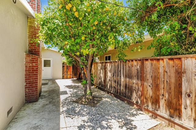 1334 Klamath Drive, San Jose CA: https://media.crmls.org/mediaz/0d1232b6-9ea9-4c95-b658-d02bf2070f13.jpg