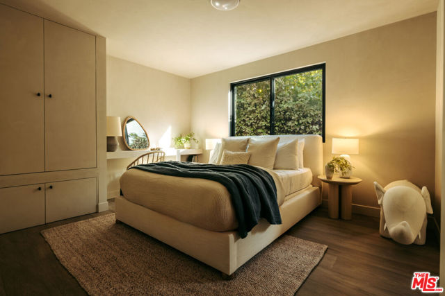 4790 Galendo Street, Woodland Hills CA: https://media.crmls.org/mediaz/0d129c97-c7e1-4dfc-948a-e14cdb3924c6.jpg