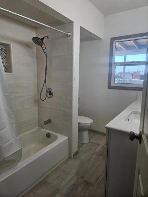 120 Trafton Road, Royal Oaks CA: https://media.crmls.org/mediaz/0d1422ef-0984-4c92-8f74-24bd2e2fd4f9.jpg