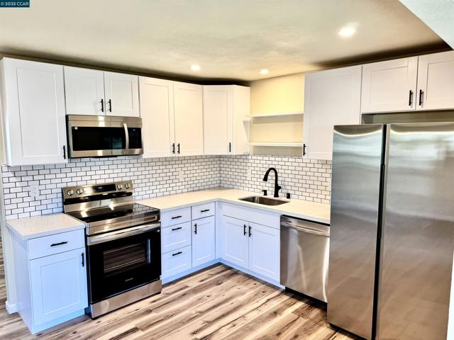 540 Coot, Suisun City CA: https://media.crmls.org/mediaz/0d14ab16-c692-4edf-af09-e711c795c987.jpg