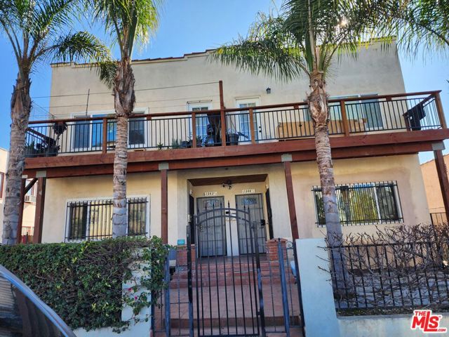 1342 S Bronson Avenue, Los Angeles CA: https://media.crmls.org/mediaz/0d15d17c-deb9-4451-b71c-118c5ebf971a.jpg