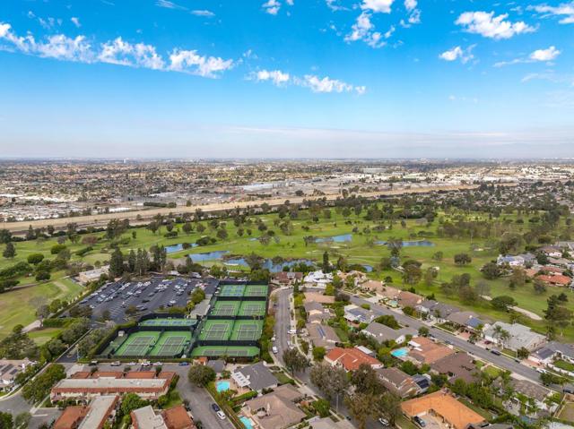 1879 Tahiti Drive, Costa Mesa CA: https://media.crmls.org/mediaz/0d1686f7-26f0-4f61-b6ff-05e9f9504202.jpg