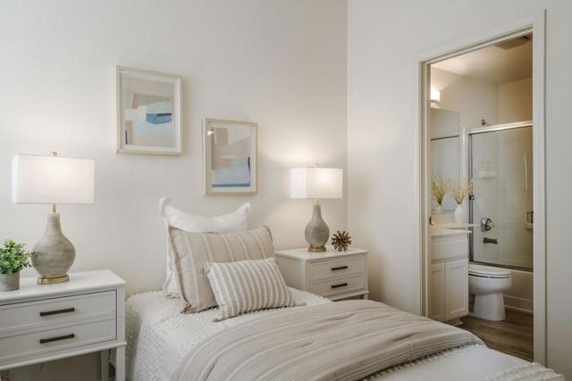 701 Baltic Circle,  CA: https://media.crmls.org/mediaz/0d168b2e-0116-496b-918d-8250ee84b21c.jpg