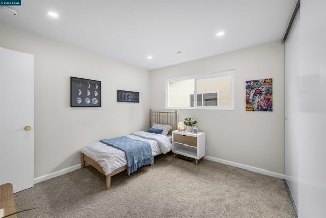 16639 Selby Dr, Castro Valley CA: https://media.crmls.org/mediaz/0d16f939-8189-4c0d-825c-ca2de55739ec.jpg