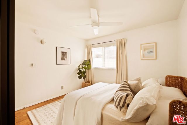 970 Palm Avenue, West Hollywood CA: https://media.crmls.org/mediaz/0d175fcf-a170-4edc-bf16-3598913807ca.jpg