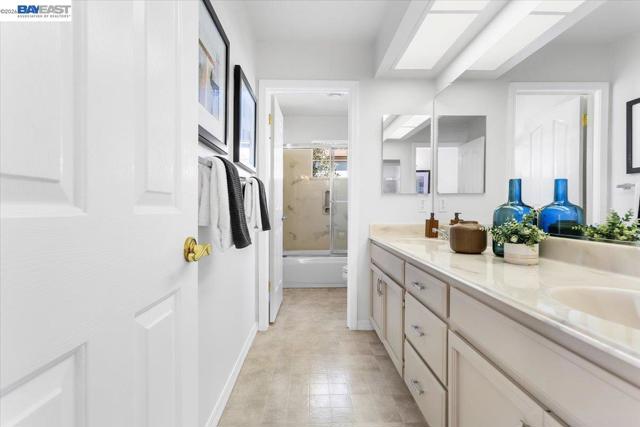 Image 34 of 60 For 7900 Pineville Cir