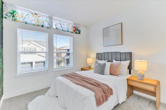 210 Waters Park Circle, San Mateo CA: https://media.crmls.org/mediaz/0d17fbc7-3071-4d91-90bf-387d653e177e.jpg