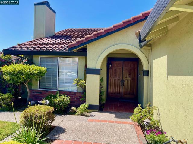 18905 Carson Lane, Castro Valley CA: https://media.crmls.org/mediaz/0d17fbeb-9b4c-4c46-8e57-6b901f1afca9.jpg