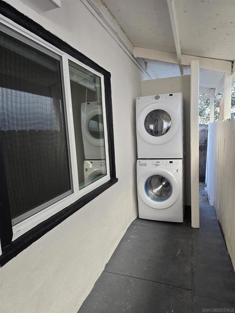 4527 Esther Street - photo 4