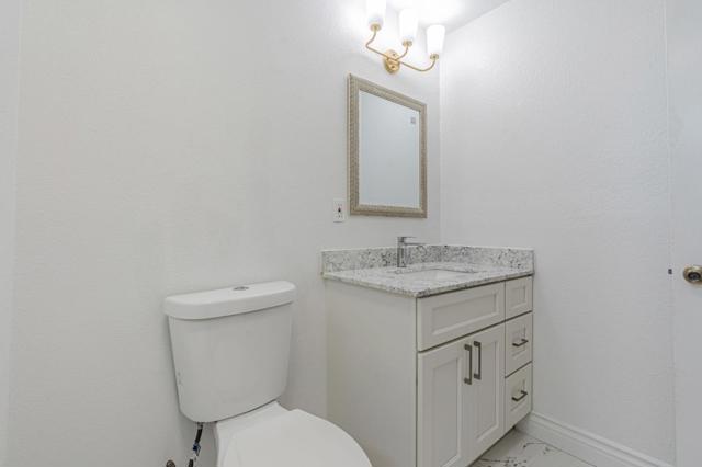 2525 Montclair Street, Stockton CA: https://media.crmls.org/mediaz/0d1907c4-a1dc-4a5f-ba14-3d240beb1778.jpg