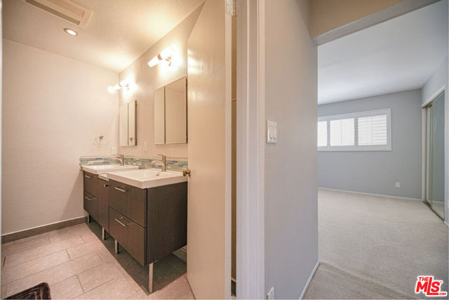 1818 Butler Avenue, Los Angeles CA: https://media.crmls.org/mediaz/0d191d22-858e-409d-9c40-faef0c5218e2.jpg