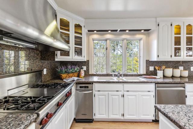 1035 Macadamia Drive, Hillsborough CA: https://media.crmls.org/mediaz/0d19b5f6-2486-49fe-84ff-2d542171317c.jpg