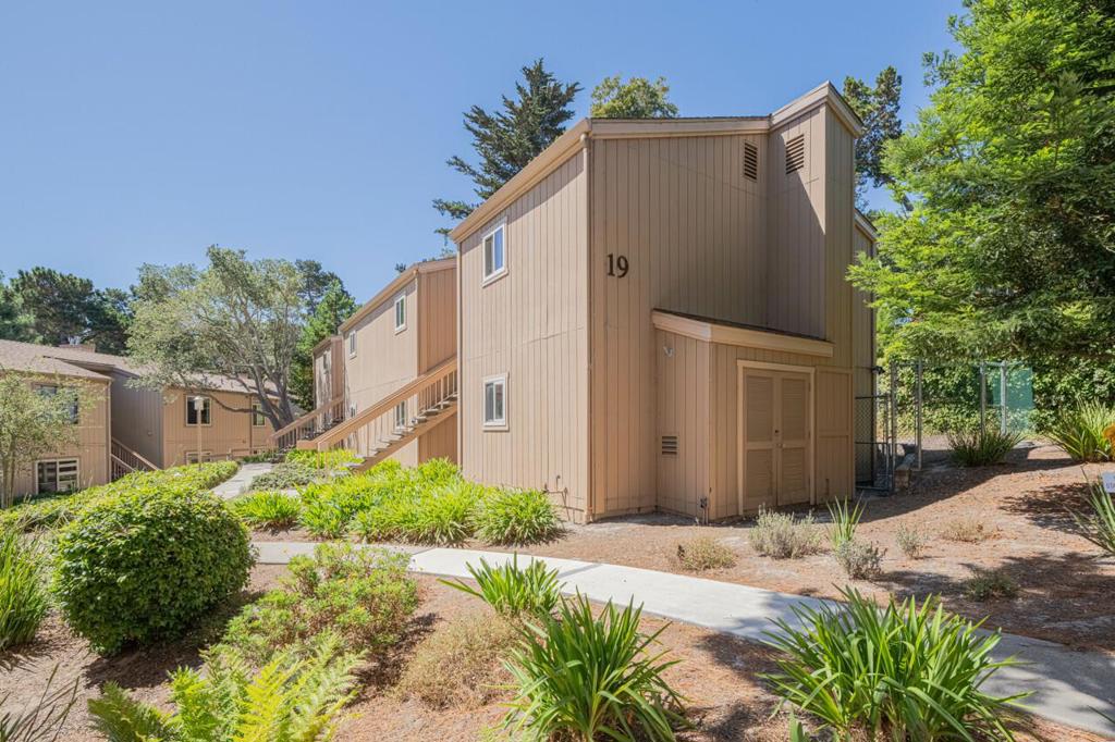 300 Glenwood Circle #189