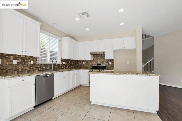 3120 Rio Viejo Drive, Bay Point CA: https://media.crmls.org/mediaz/0d1be1c5-d328-4f45-9bbd-3ac3a08a80cd.jpg