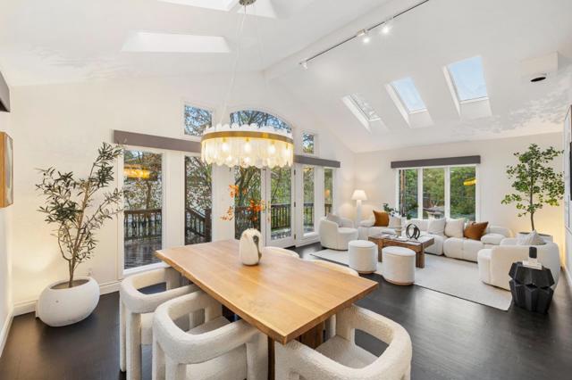 2937 San Juan Boulevard, Belmont CA: https://media.crmls.org/mediaz/0d1cecd5-7754-4668-aefd-727c06ed3d80.jpg