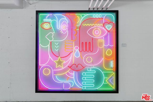 1430 N HARPER Avenue, West Hollywood CA: https://media.crmls.org/mediaz/0d1daedd-a181-4e44-aa02-d053069c8f90.jpg