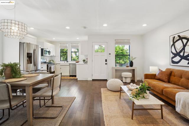 3360 Arizona St, Oakland CA: https://media.crmls.org/mediaz/0d1eff72-5206-45cb-8109-ab2fc3c95fc4.jpg
