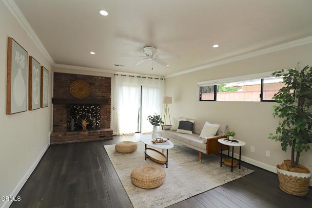 5026 Doreen Avenue, Temple City CA: https://media.crmls.org/mediaz/0d1f4d77-cd91-4727-aaaf-7b8a9582efc4.jpg