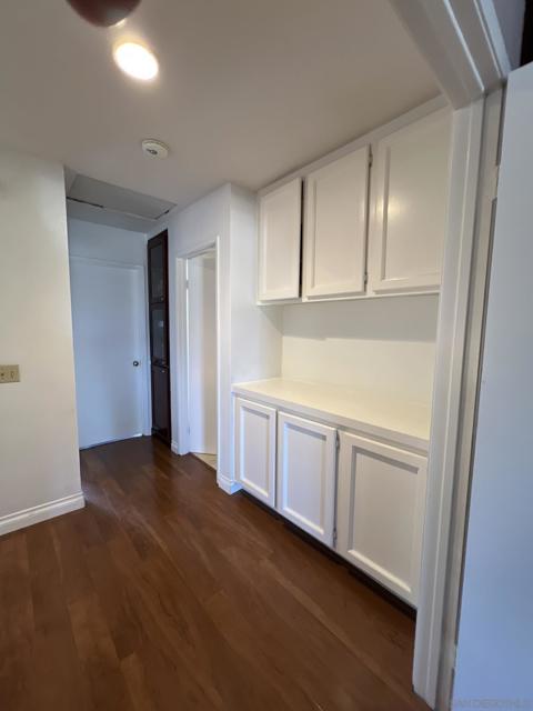 2377 Congressional Drive, El Cajon CA: https://media.crmls.org/mediaz/0d1fb886-527b-40b2-ae5d-248768177eba.jpg