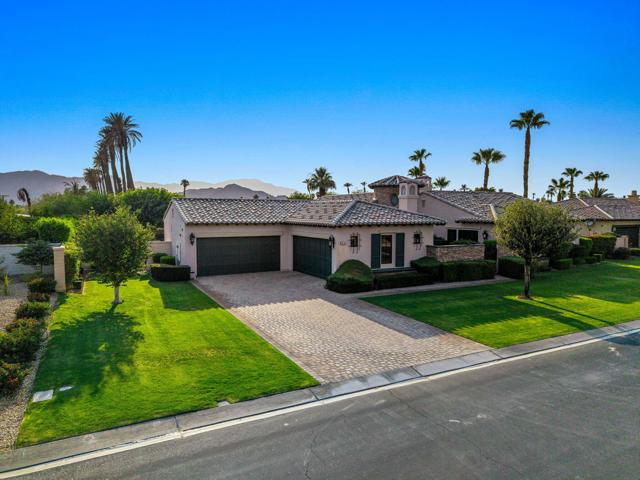 49481 Rock Rose Drive, Indio CA: https://media.crmls.org/mediaz/0d20b775-cb23-4605-89a5-724579d7b299.jpg
