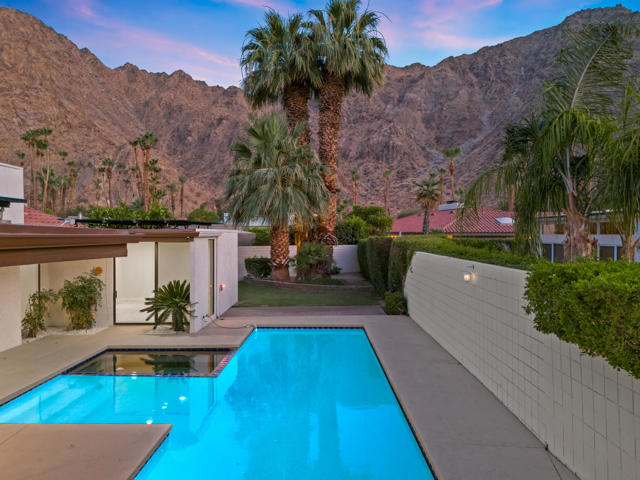 46428 War Bonnet Circle, Indian Wells CA: https://media.crmls.org/mediaz/0d20e96d-57fa-4386-b92f-28365a6a56c1.jpg