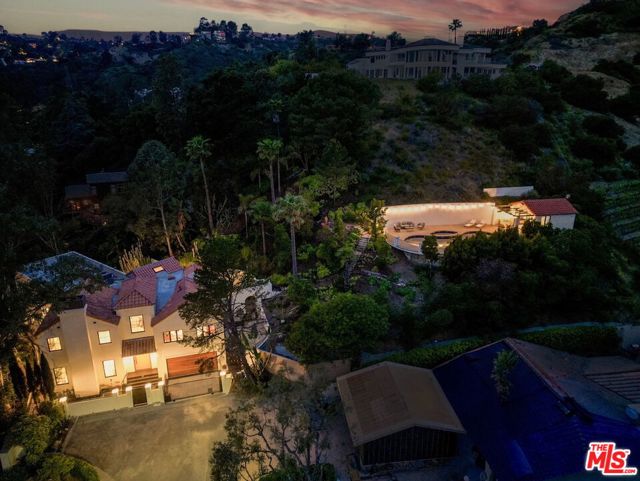 8171 Tianna Road, Los Angeles CA: https://media.crmls.org/mediaz/0d2284af-b2fb-4c44-8c86-da0c8a02921a.jpg
