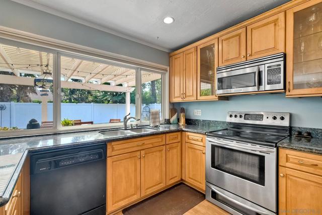 17521 Hada Dr, San Diego CA: https://media.crmls.org/mediaz/0d235d06-7142-442a-ad72-a08577addb88.jpg