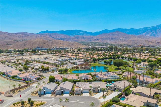 36285 Corta Aguila, Cathedral City CA: https://media.crmls.org/mediaz/0d242633-5600-4f0e-8705-448d882746de.jpg