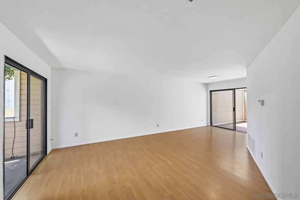 9260 Towne Centre Dr - photo 6