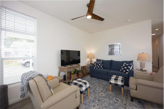 22 Seascape Drive, Half Moon Bay CA: https://media.crmls.org/mediaz/0d24de1c-4475-47a5-8a77-9227f07bbc1b.jpg