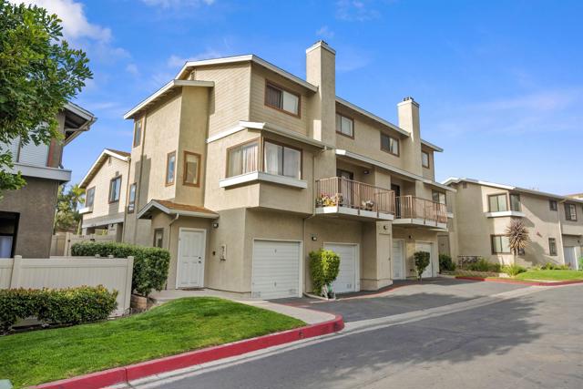 583 Portsmouth Dr, Chula Vista, California 91911, 2 Bedrooms Bedrooms, ,2 BathroomsBathrooms,Condominium,For Sale,Portsmouth Dr,250018941SD