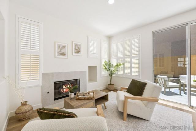 4087 Ivey Vista, Oceanside CA: https://media.crmls.org/mediaz/0d258b5d-ac8a-4afe-81f5-3459fd055d95.jpg