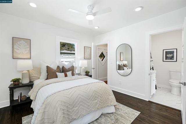 2718 Carmel St, Oakland CA: https://media.crmls.org/mediaz/0d2618c6-dda7-40b1-95ab-b7803c1f1e1c.jpg