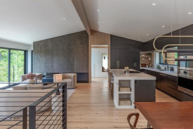 26896 Alejandro Drive, Los Altos Hills CA: https://media.crmls.org/mediaz/0d269fe3-3fdd-49cc-b089-17db4ab6977a.jpg