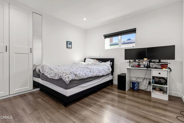 Detail Gallery Image 11 of 20 For 12827 Sylvan St, North Hollywood,  CA 91606 - 4 Beds | 3 Baths