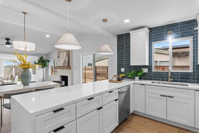 Detail Gallery Image 17 of 47 For 2910 Amulet St, San Diego,  CA 92123 - 4 Beds | 2 Baths