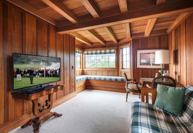 2381 San Antonio Avenue, Carmel CA: https://media.crmls.org/mediaz/0d27b60a-b5b8-4b95-a849-208e5d8f8559.jpg
