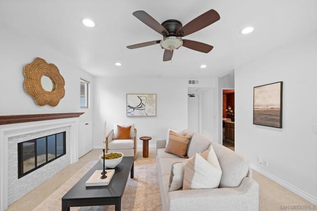 11479 Grassy Trail Dr, San Diego CA: https://media.crmls.org/mediaz/0d2814c2-f951-402b-ad46-6394de4fc8bb.jpg