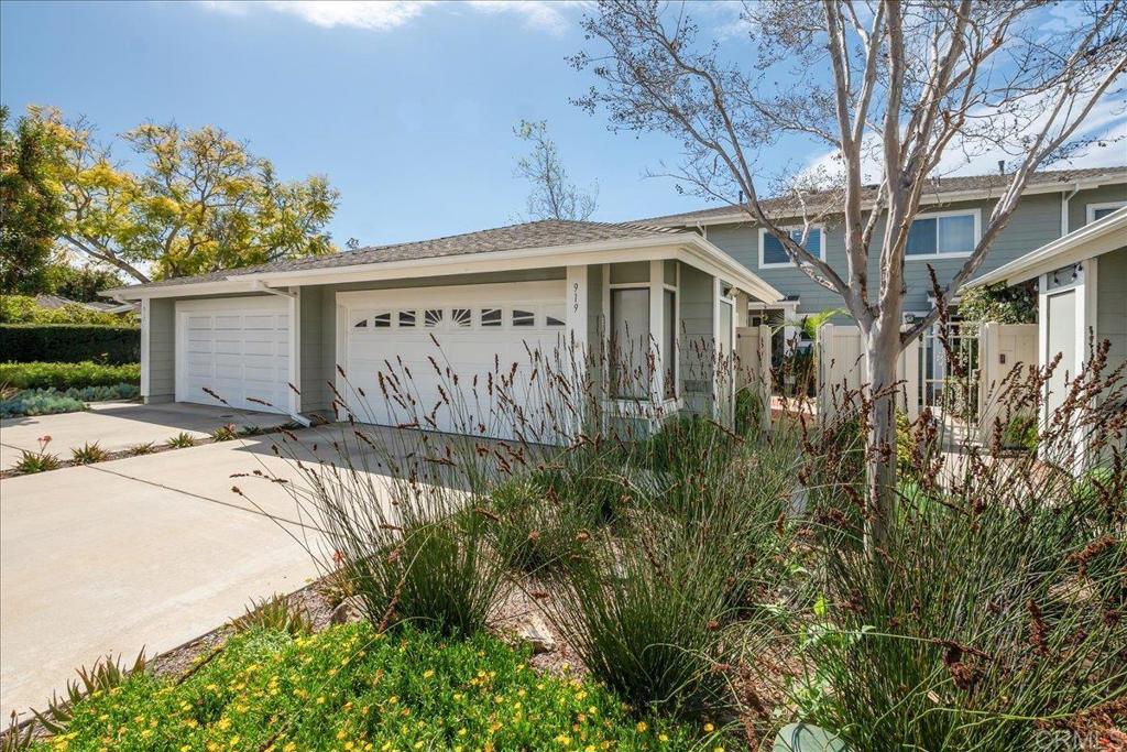 919 Wentworth Circle - photo 2