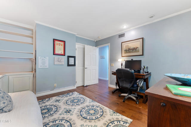 Detail Gallery Image 32 of 52 For 2210 Brambling Ln, Pasadena,  CA 91107 - 3 Beds | 3 Baths