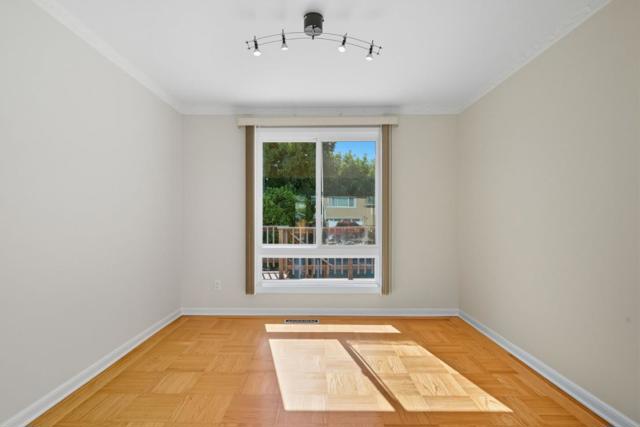 211 Anita Drive, Millbrae CA: https://media.crmls.org/mediaz/0d2c5aa7-3148-4033-941f-a38c2345b3d5.jpg