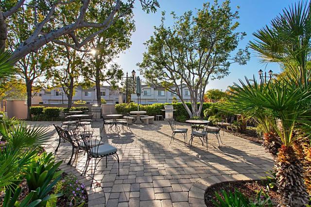 18557 Caminito Pasadero, San Diego CA: https://media.crmls.org/mediaz/0d2d251d-87bc-4d1a-bde9-400368f77409.jpg