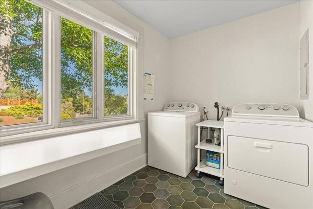 117 Moore Creek Road, Santa Cruz CA: https://media.crmls.org/mediaz/0d2e1d50-01d9-4551-9bfa-6e1df78743ca.jpg