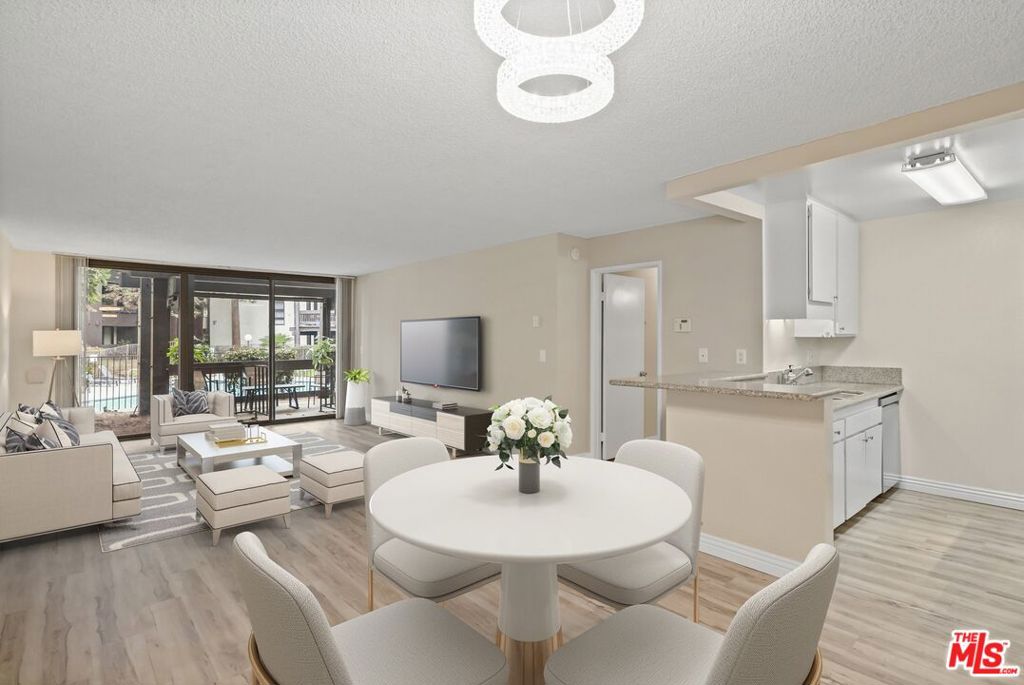 7740 Redlands Street #M1072