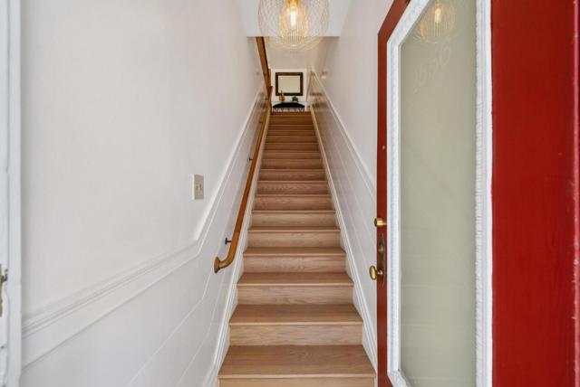2556 Pine Street, San Francisco CA: https://media.crmls.org/mediaz/0d2f5462-90c1-4400-8cb8-b3b068e7d6fc.jpg