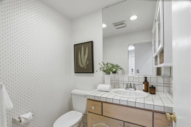 1212 Shelby Creek Lane, San Jose CA: https://media.crmls.org/mediaz/0d2f5fe3-91f3-4b9d-b3ff-1f43805d7a4a.jpg