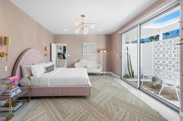 2622 S Calle Palo Fierro, Palm Springs CA: https://media.crmls.org/mediaz/0d2f8f74-205c-4652-8a9f-d0e62ee537b8.jpg