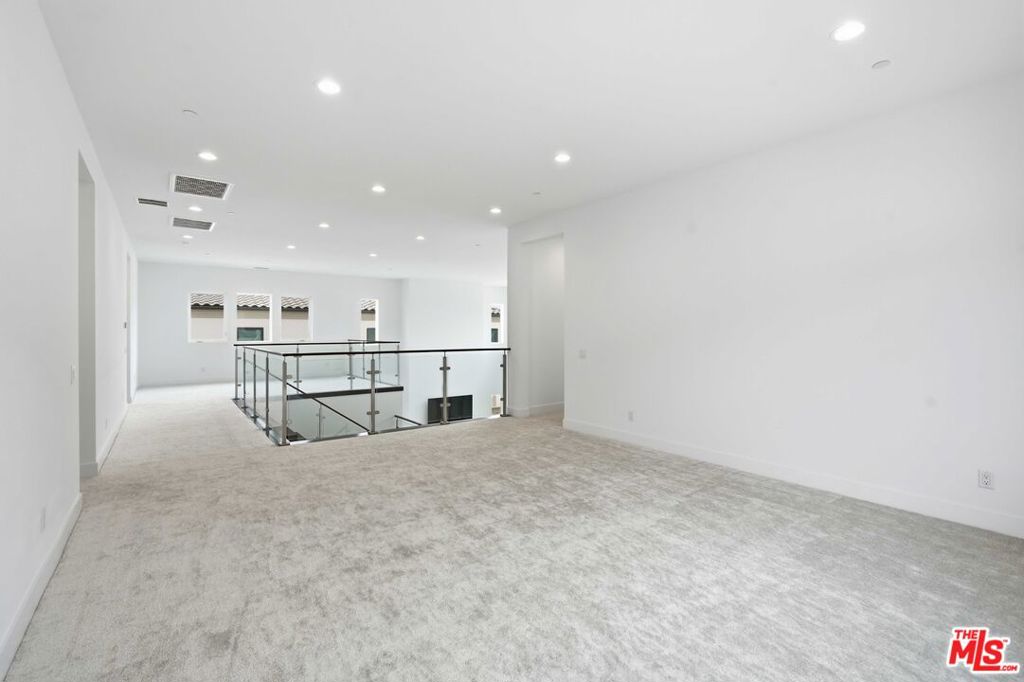 MLS #26652433 image #21