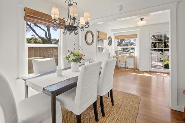 950 Olive Ave, Coronado CA: https://media.crmls.org/mediaz/0d31ee74-7cd3-438b-9109-c5a65250bae6.jpg